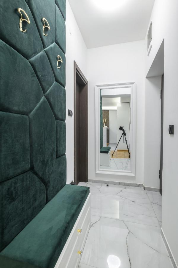 Jednosobni Apartman Ted - One Bedroomed Apartment Ted Sajmiste Εξωτερικό φωτογραφία
